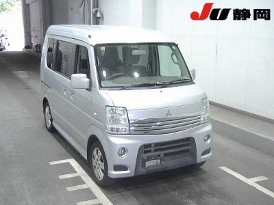MITSUBISHI TOWN BOX