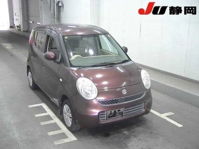 SUZUKI MRWAGON