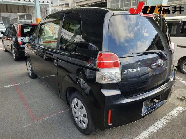 TOYOTA SPADE