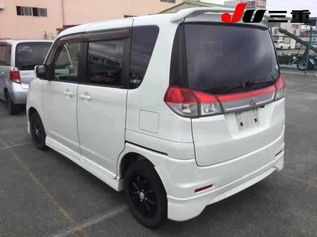 MITSUBISHI DELICA D:2