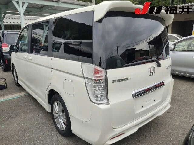 HONDA STEPWGN SPADA