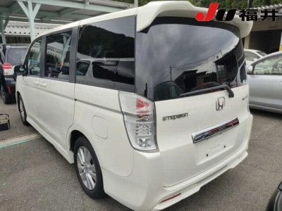 HONDA STEPWGN SPADA