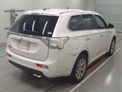 MITSUBISHI OUTLANDER PHEV