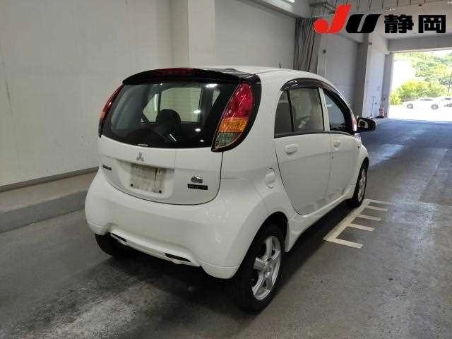 MITSUBISHI I