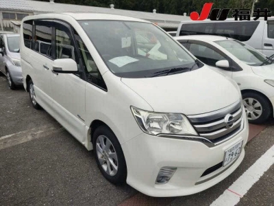 NISSAN SERENA