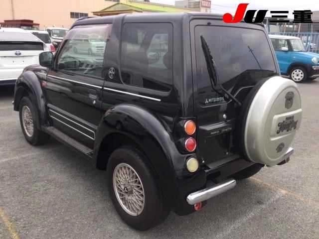 MITSUBISHI PAJERO JUNIOR