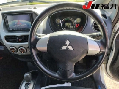 MITSUBISHI I