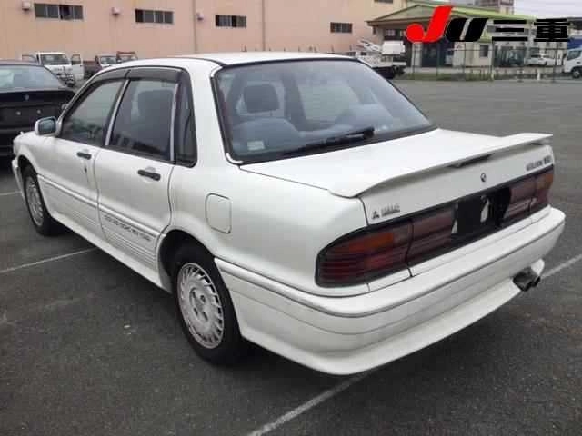 MITSUBISHI GALANT