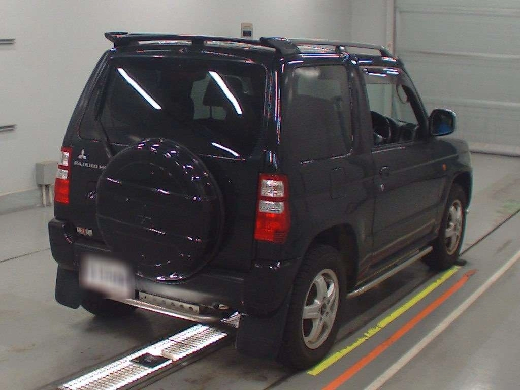MITSUBISHI PAJERO MINI