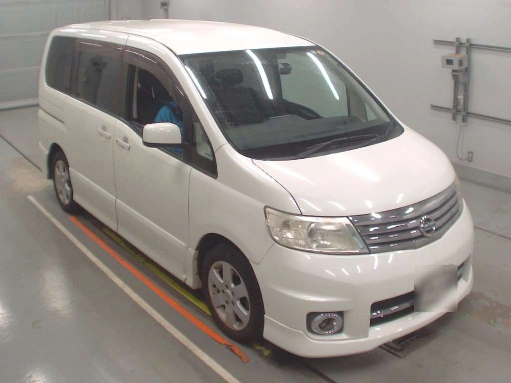 NISSAN SERENA