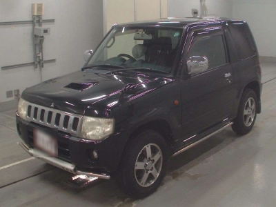 MITSUBISHI PAJERO MINI