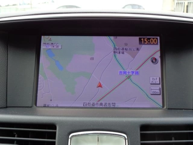 NISSAN FUGA