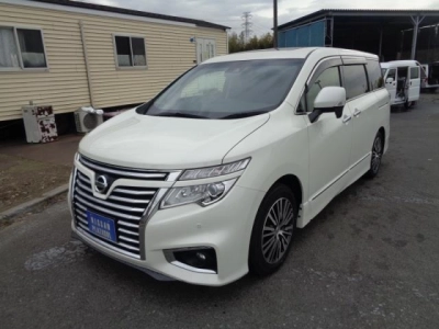 NISSAN ELGRAND