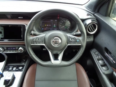 NISSAN KICKS