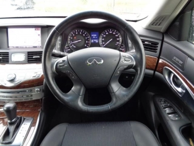 NISSAN FUGA