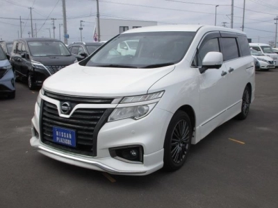 NISSAN ELGRAND