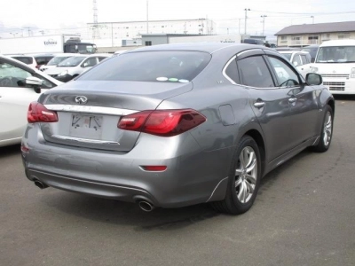 NISSAN FUGA HYBRID
