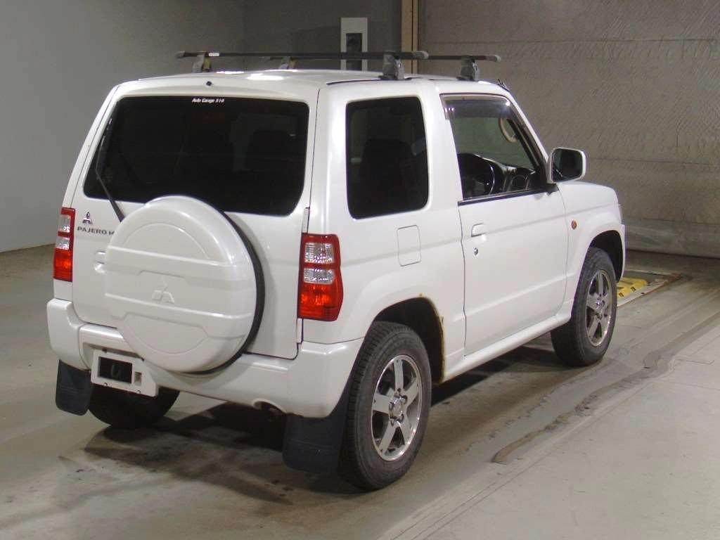 MITSUBISHI PAJERO MINI