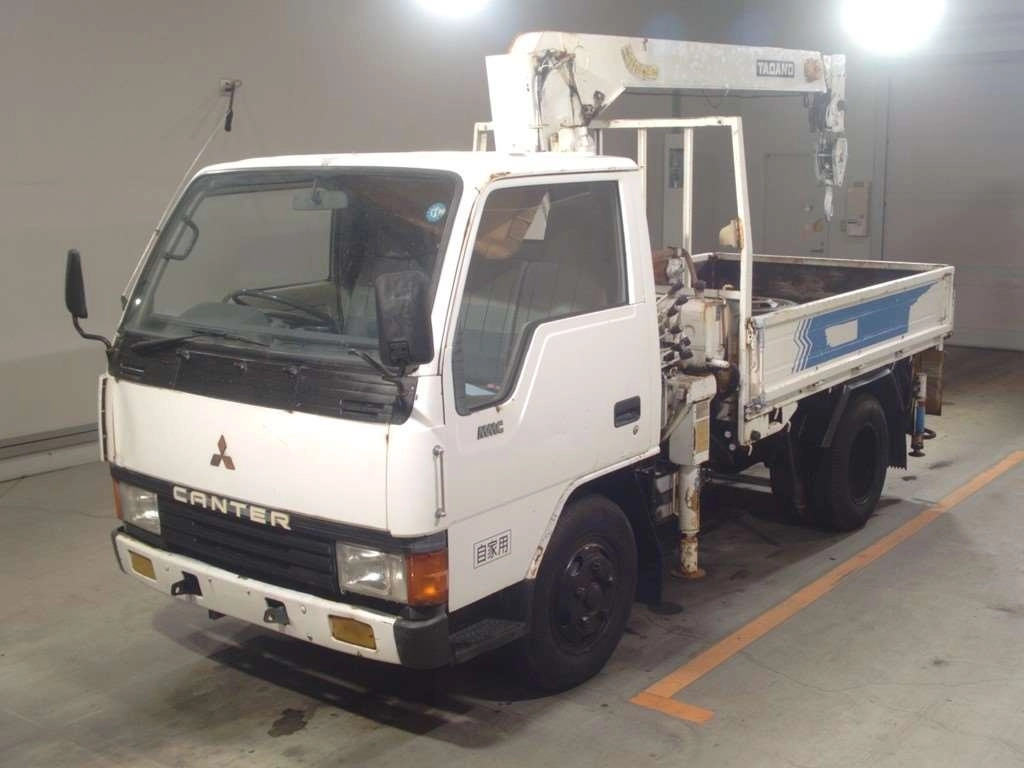 MITSUBISHI CANTER