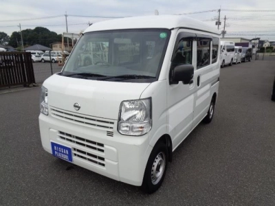 NISSAN CLIPPER VAN