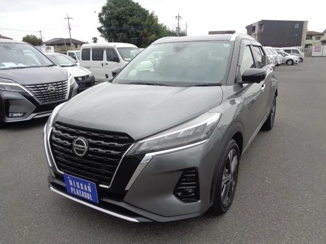 NISSAN KICKS