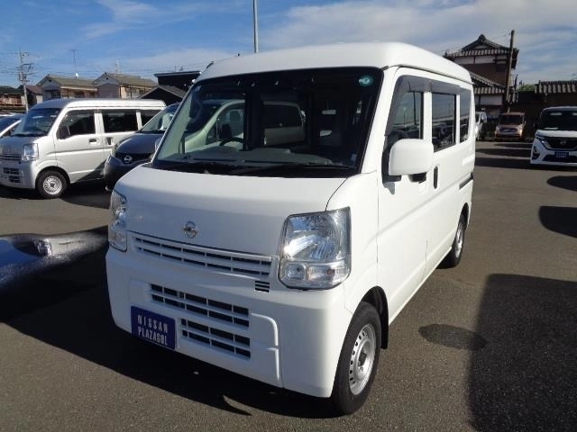 NISSAN CLIPPER VAN