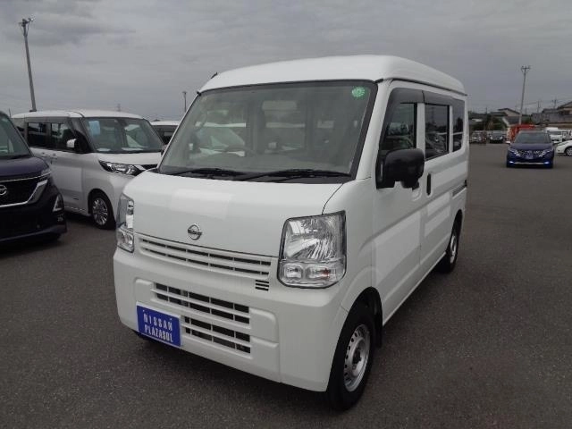 NISSAN CLIPPER VAN