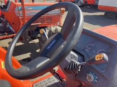 KUBOTA KUBOTA