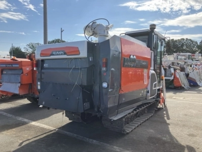 KUBOTA KUBOTA