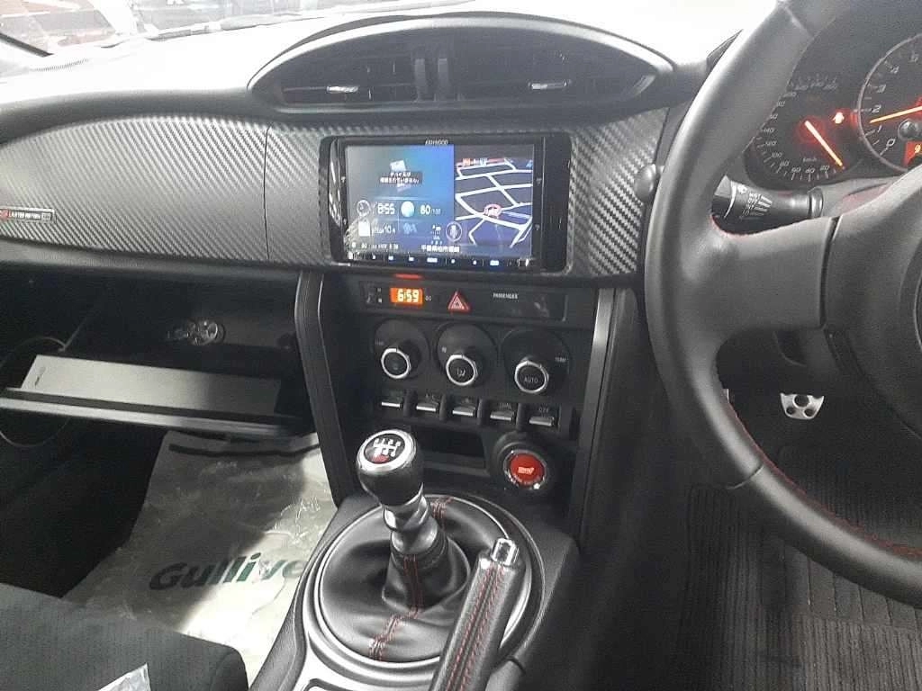 SUBARU BRZ