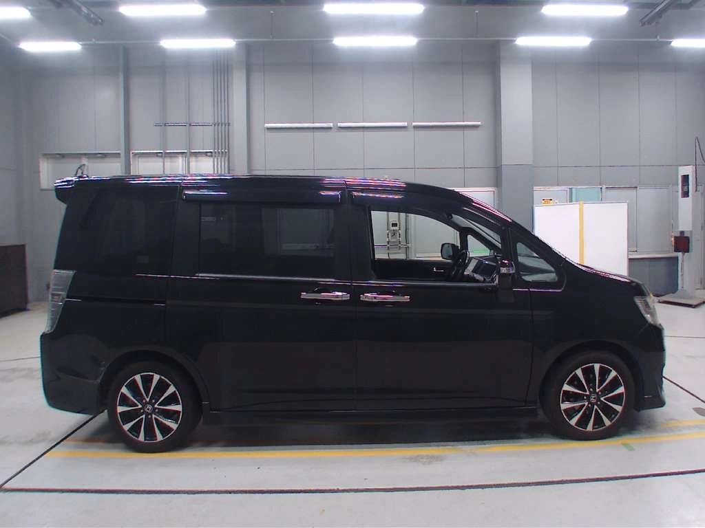 HONDA STEPWGN SPADA