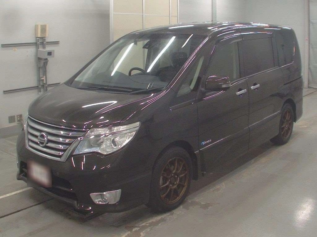 NISSAN SERENA