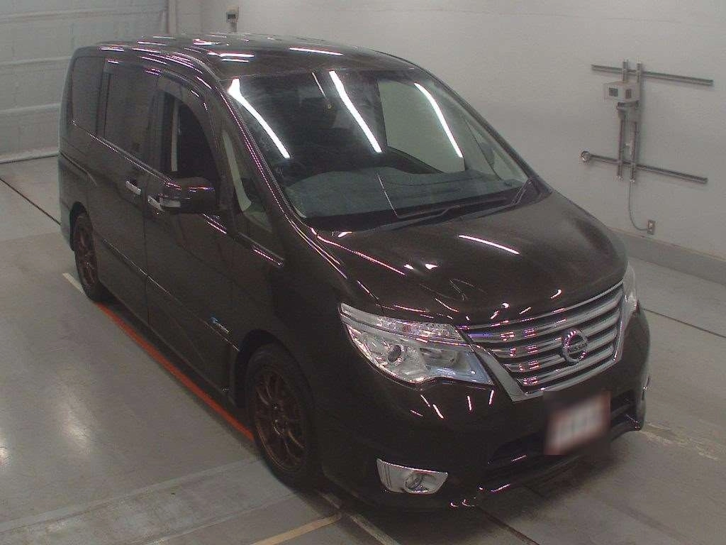 NISSAN SERENA