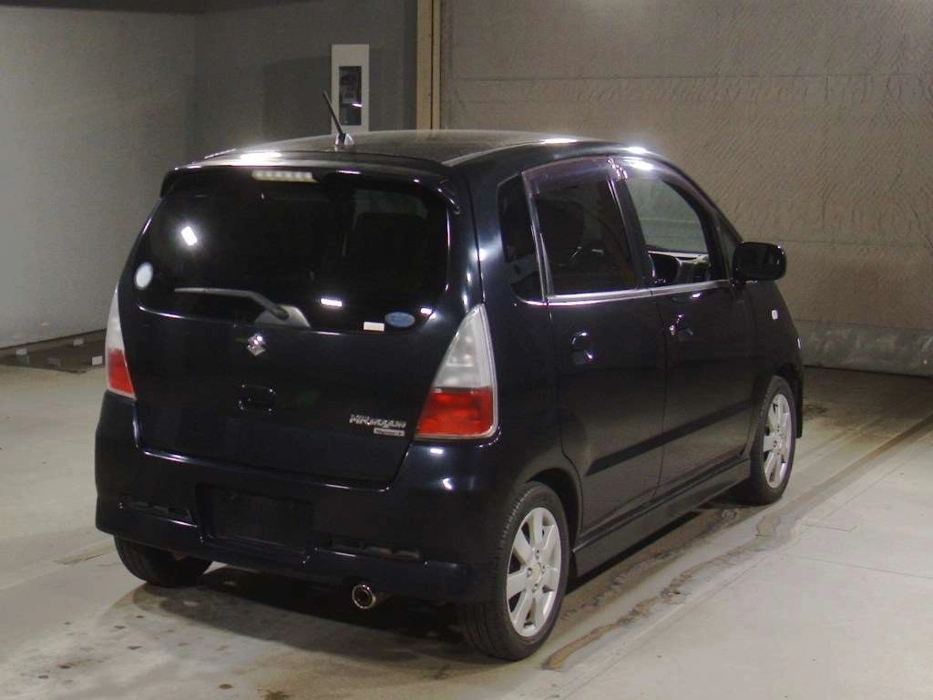 SUZUKI MRWAGON