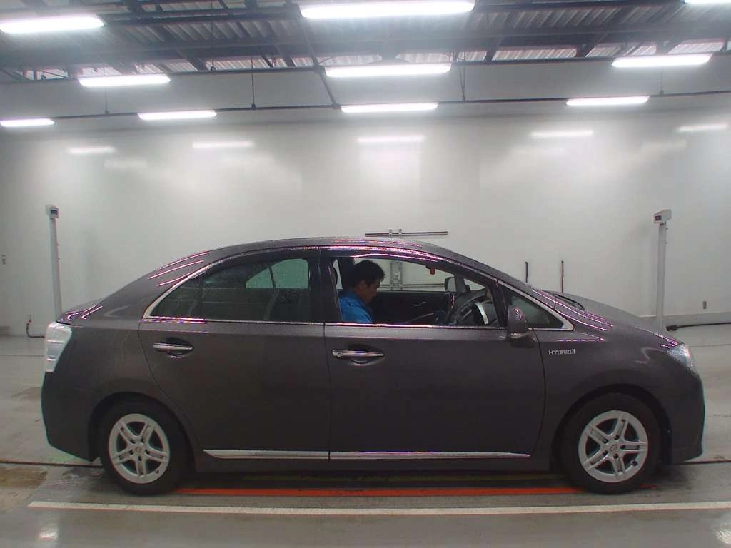 TOYOTA SAI