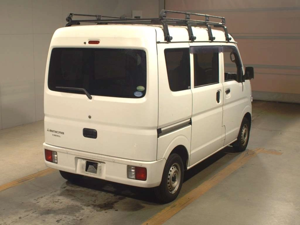 MITSUBISHI MINICAB