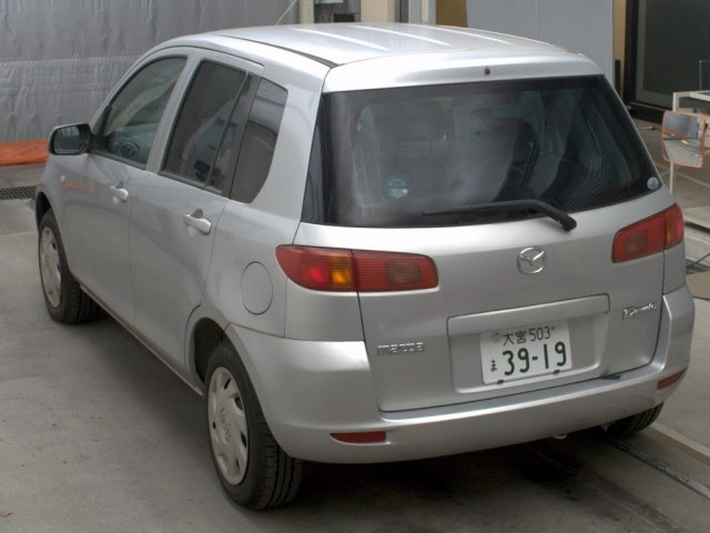 MAZDA DEMIO