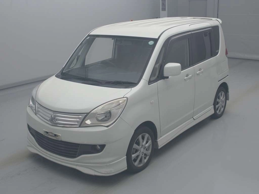 MITSUBISHI DELICA D:2