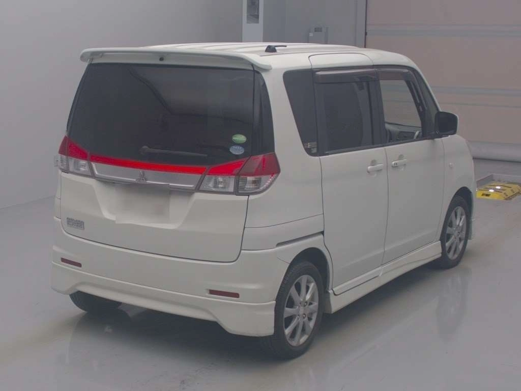 MITSUBISHI DELICA D:2