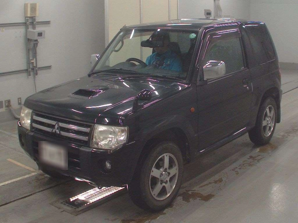MITSUBISHI PAJERO MINI