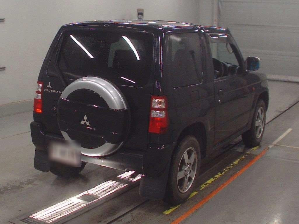 MITSUBISHI PAJERO MINI