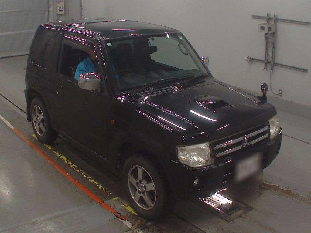 MITSUBISHI PAJERO MINI