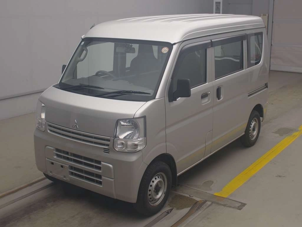 MITSUBISHI MINICAB