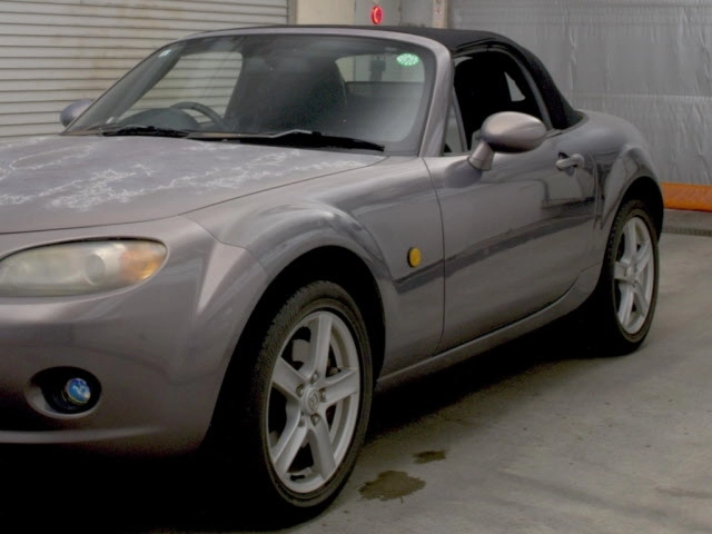 MAZDA ROADSTER