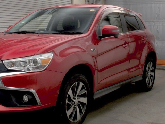 MITSUBISHI RVR