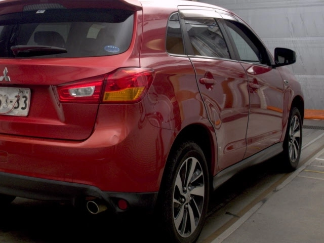 MITSUBISHI RVR