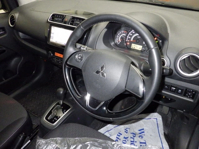 MITSUBISHI MIRAGE