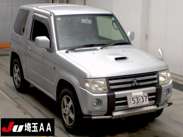 MITSUBISHI PAJERO MINI