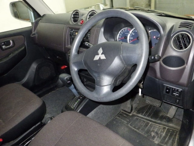 MITSUBISHI PAJERO MINI