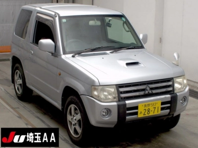 MITSUBISHI PAJERO MINI